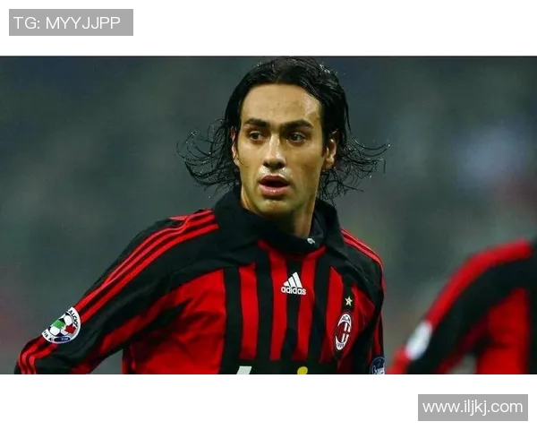 55号球衣背后的传奇足球明星及其辉煌职业生涯揭秘